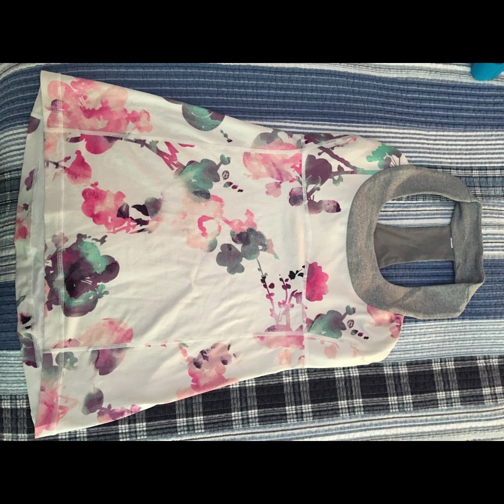 Lululemon top